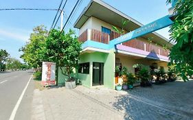Hotel Gerung 2 near Luwes Mall Nganjuk